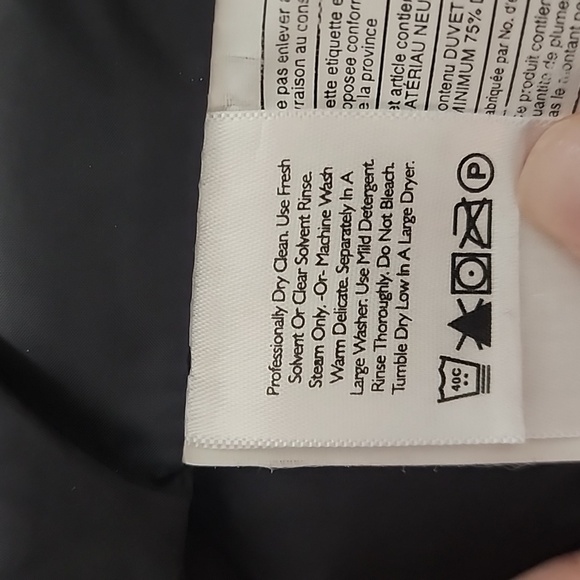 Eddie Bauer Goose Down Vest,  size Medium, Black - Picture 8 of 8